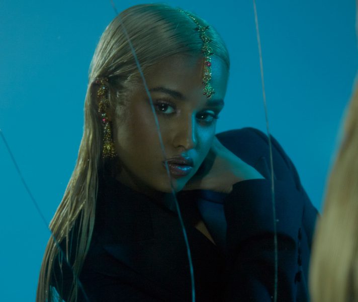 TOMMY GENESIS