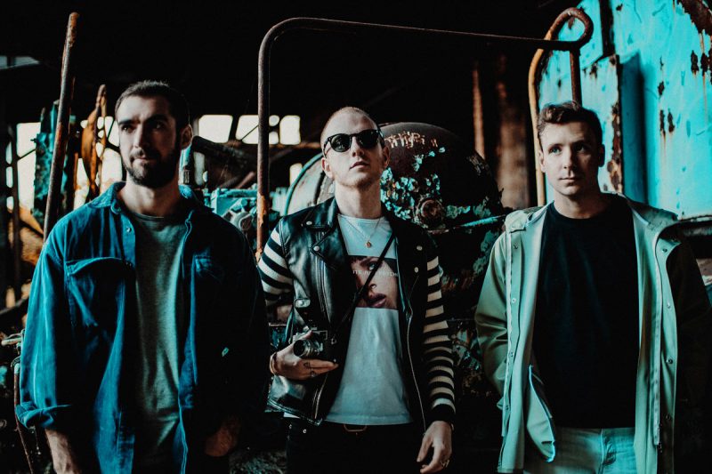 TWO DOOR CINEMA CLUB