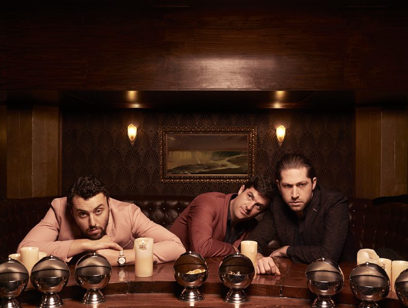 MINI MANSIONS
